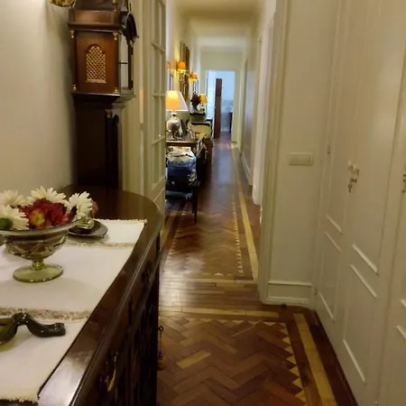 Iv Double Bed Avenida Da Republica Πανσιόν Lisboa